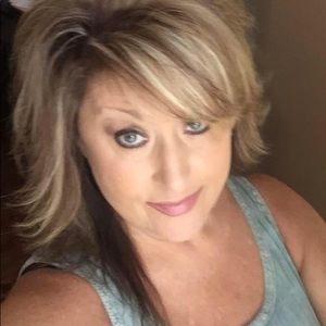 Meet your Posher, Karen